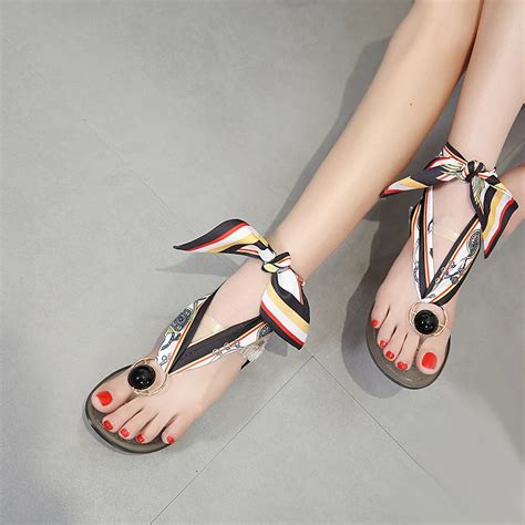 Designer Flip Flops for Women .